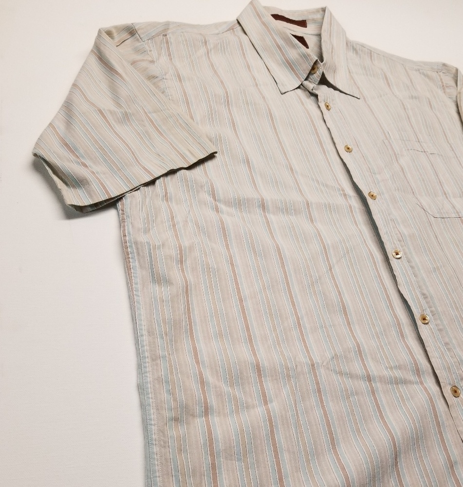 Born button‎ down shirt - Picture 3 of 5